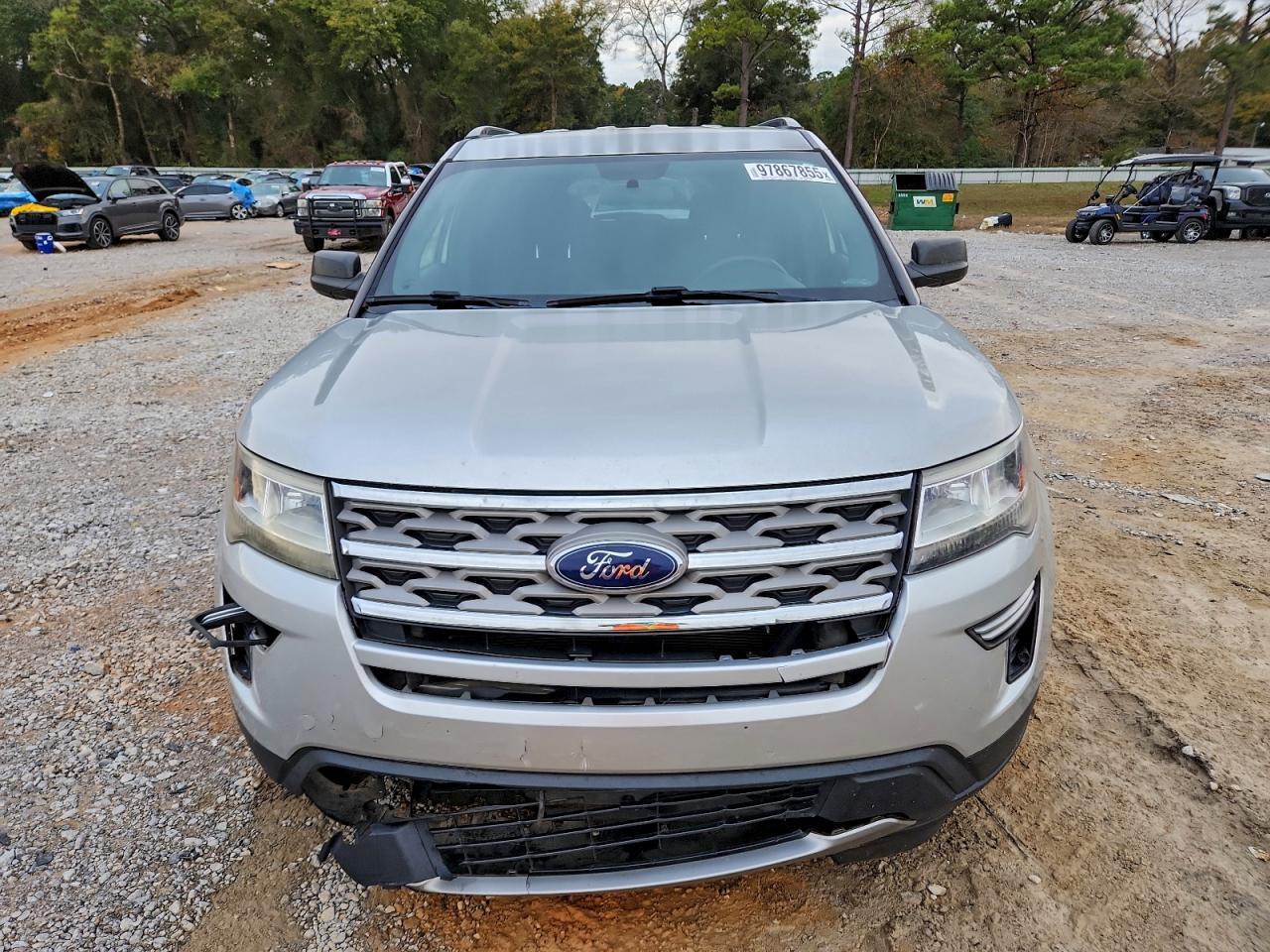 2018 FORD EXPLORER XLT photo 5