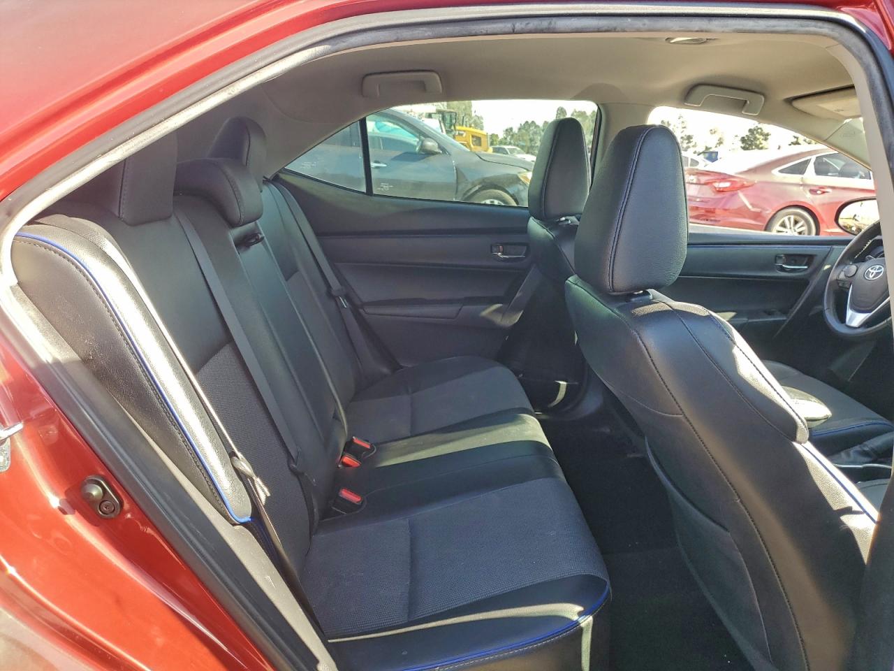 2017 TOYOTA COROLLA L photo 10