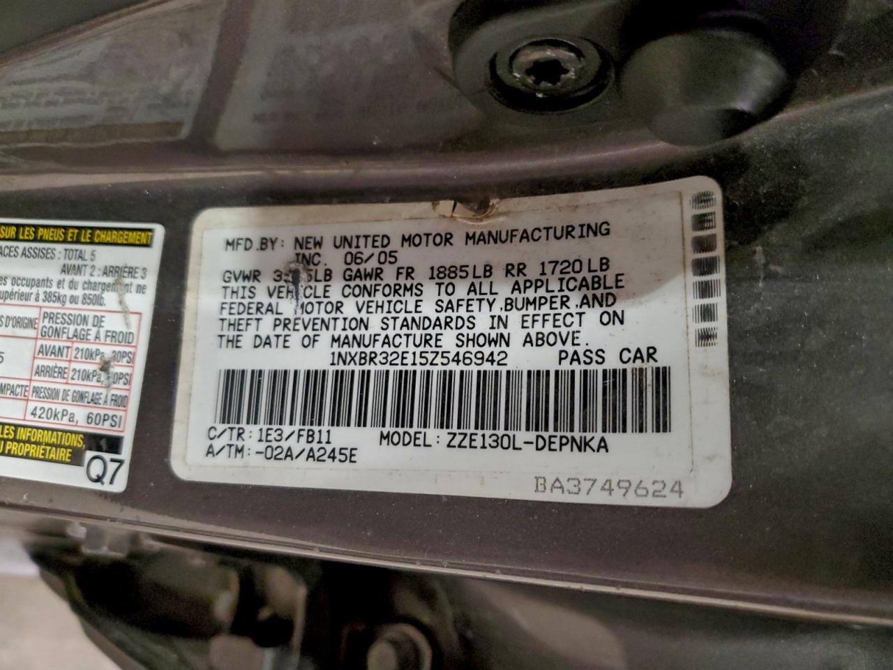 2005 TOYOTA COROLLA CE photo 12
