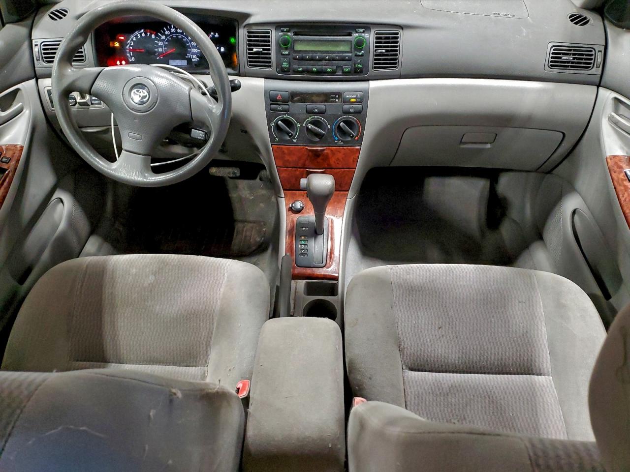 2005 TOYOTA COROLLA CE photo 8