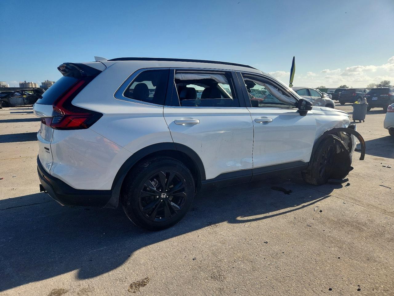 2024 HONDA CR-V photo 3