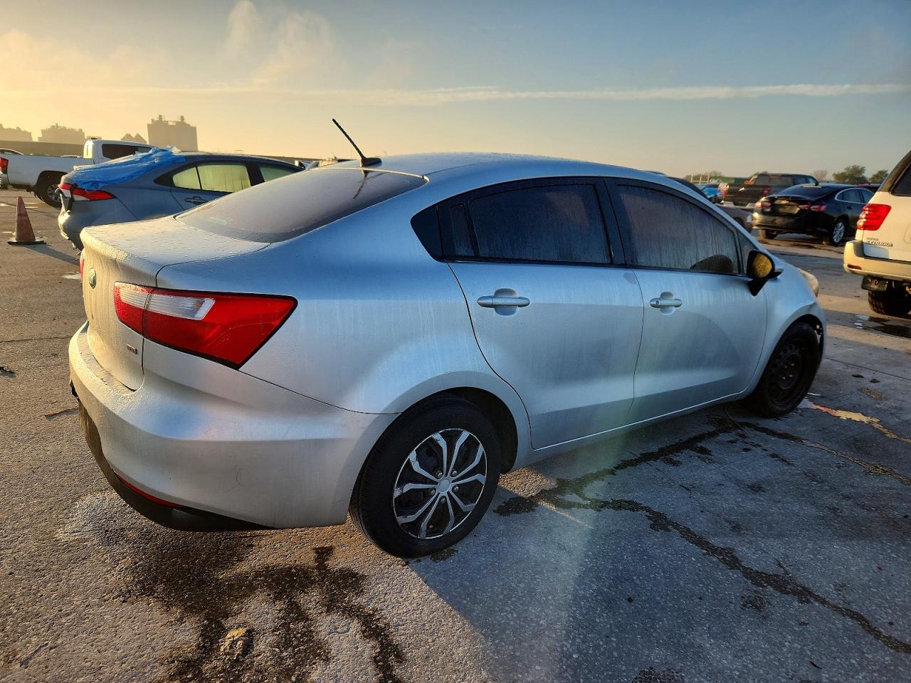 2016 KIA RIO LX photo 3