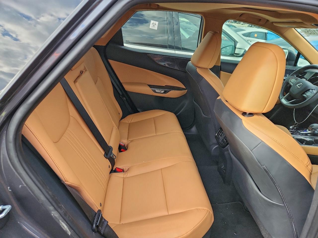 2025 LEXUS NX 350H BASE photo 11
