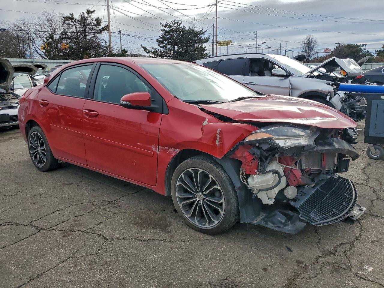 2014 TOYOTA COROLLA L photo 4