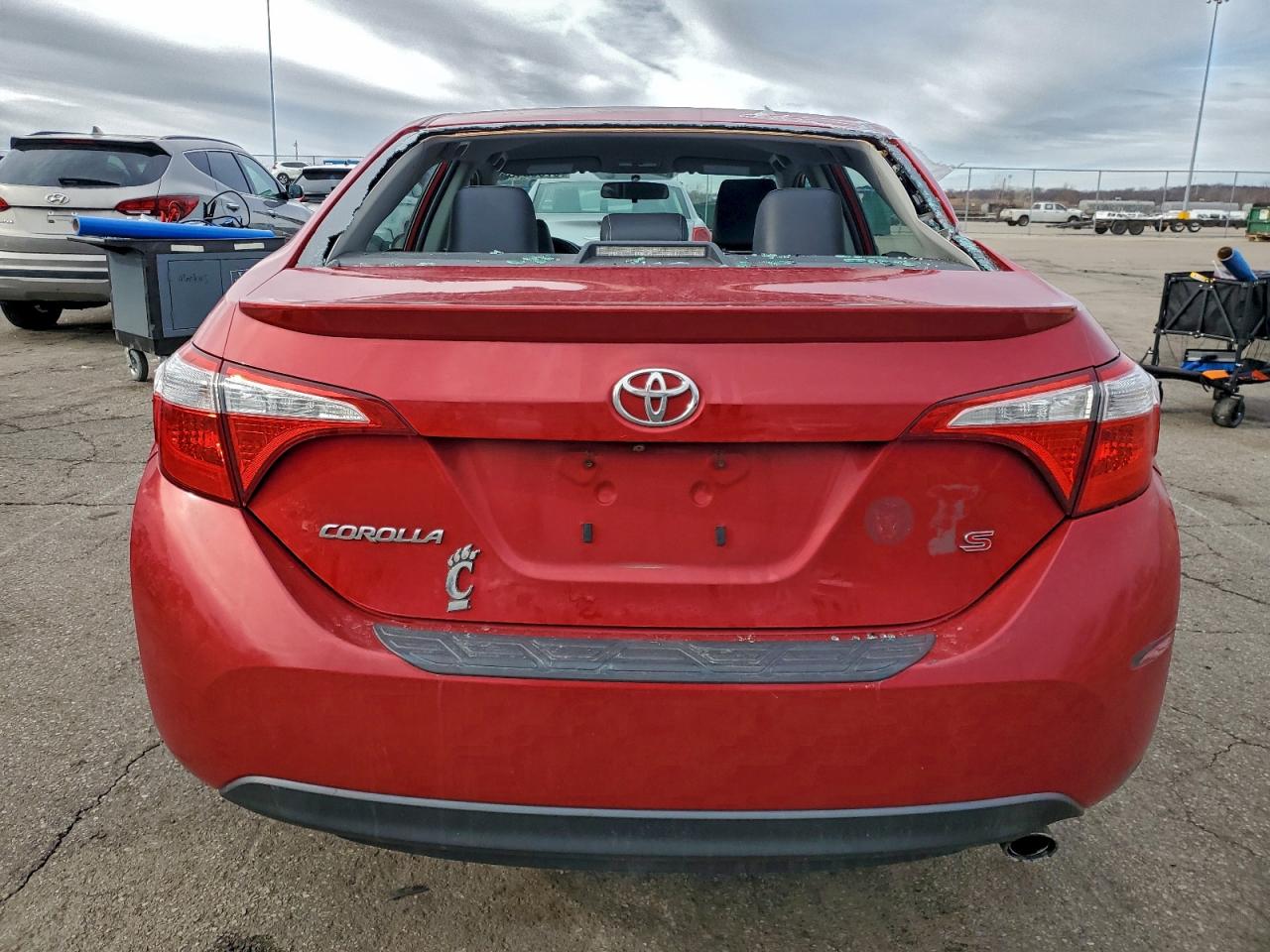 2014 TOYOTA COROLLA L photo 6