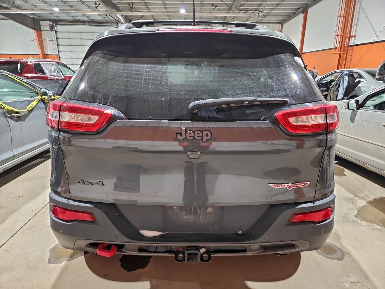 2016 JEEP CHEROKEE TRAILHAWK photo 6