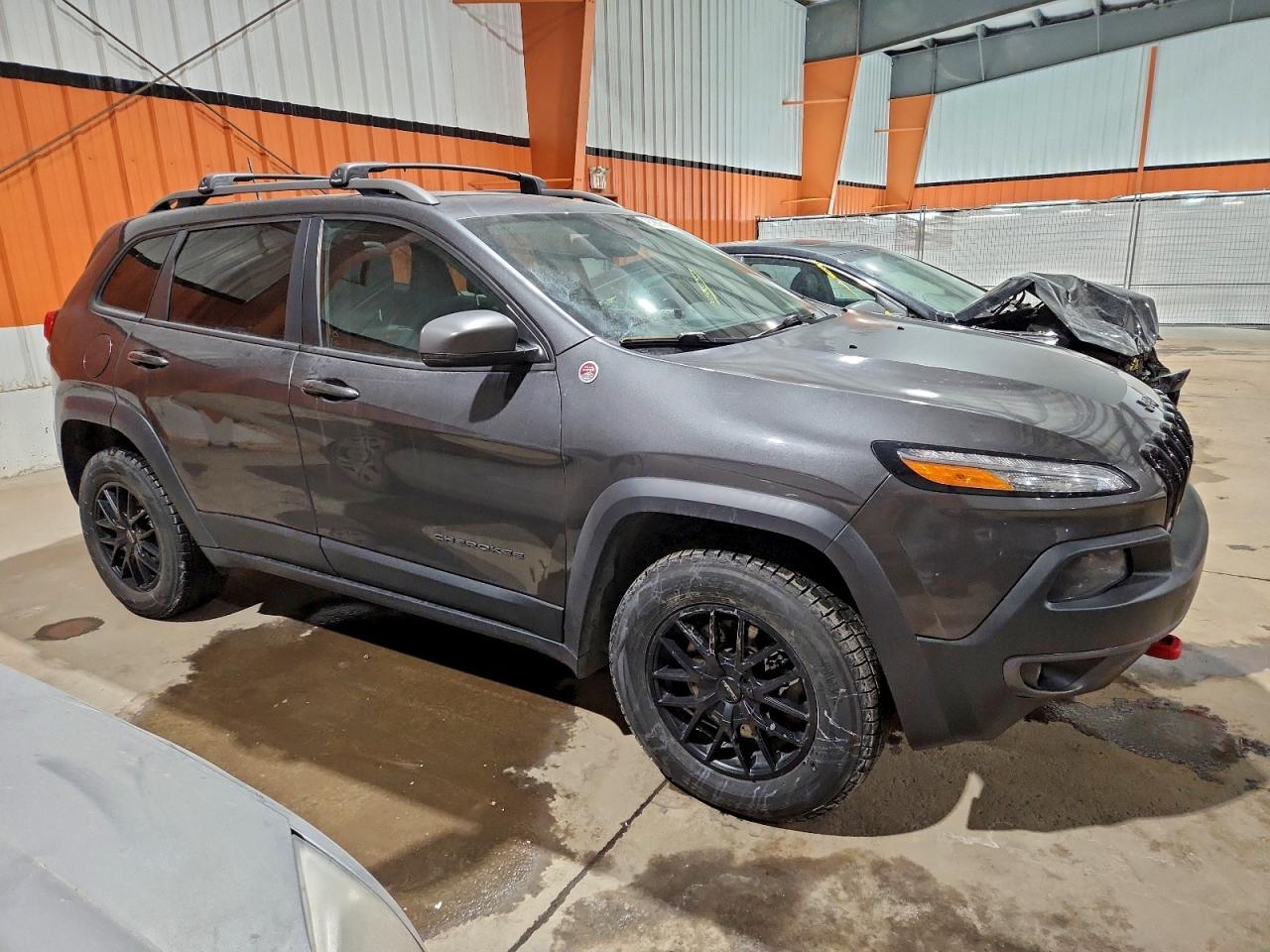 2016 JEEP CHEROKEE TRAILHAWK photo 4