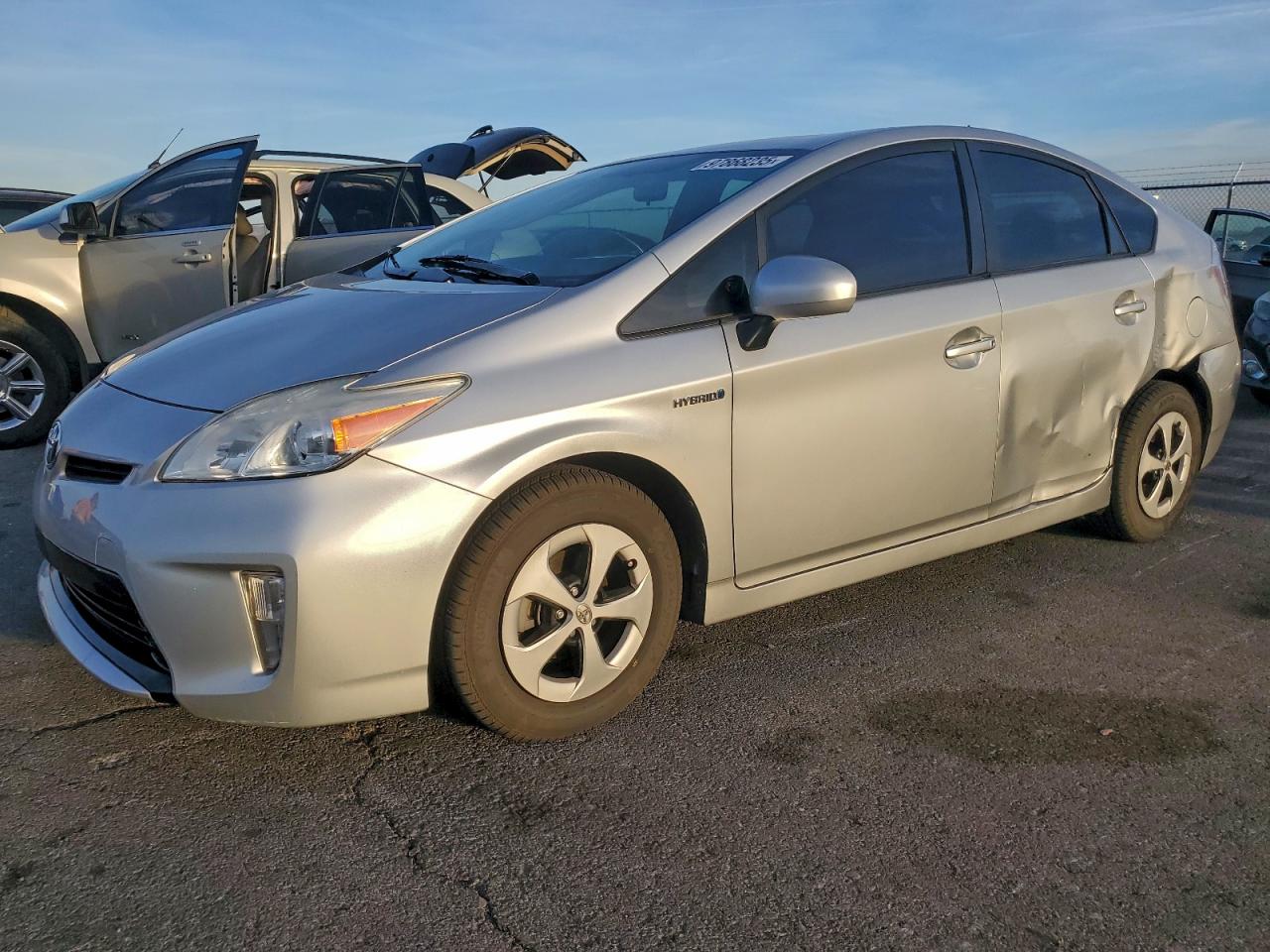 2013 TOYOTA PRIUS