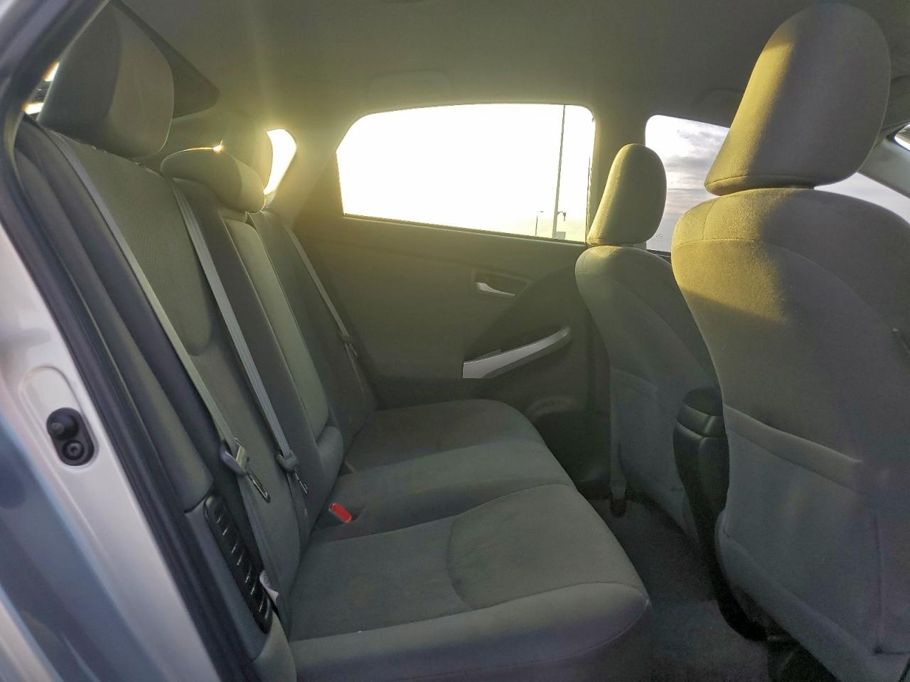 2013 TOYOTA PRIUS photo 10