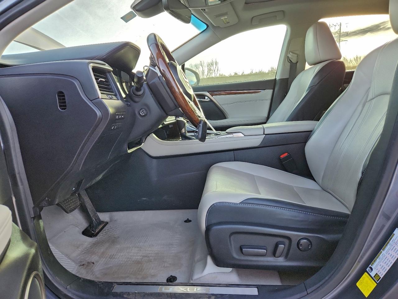 2017 LEXUS RX 350 BASE photo 7