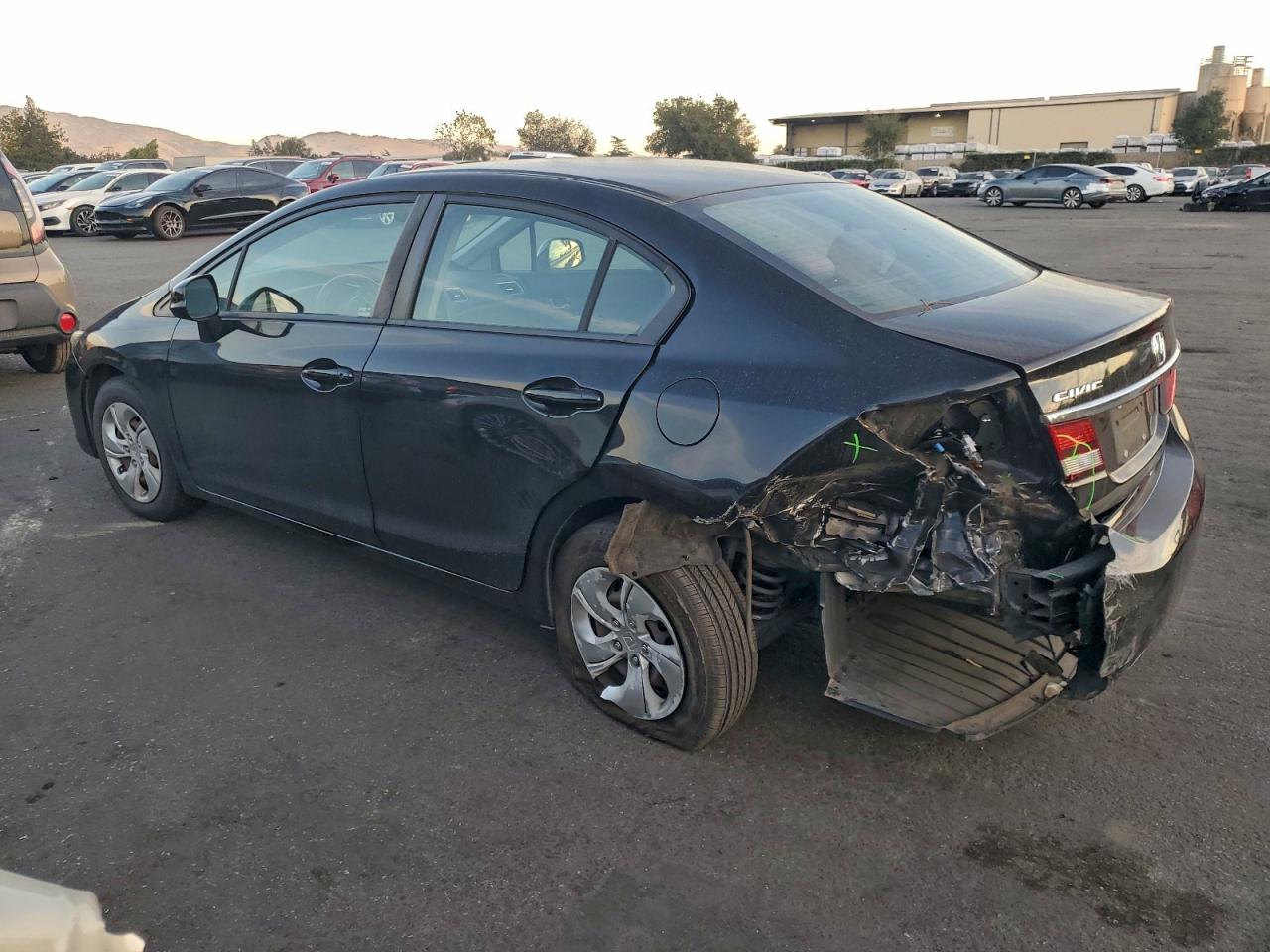 2013 HONDA CIVIC LX photo 2