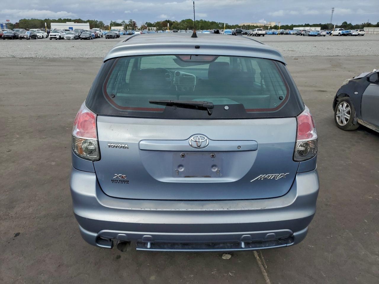 2005 TOYOTA COROLLA MATRIX XR photo 6