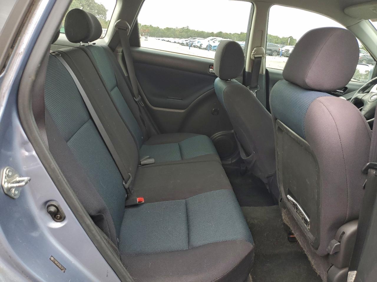 2005 TOYOTA COROLLA MATRIX XR photo 10