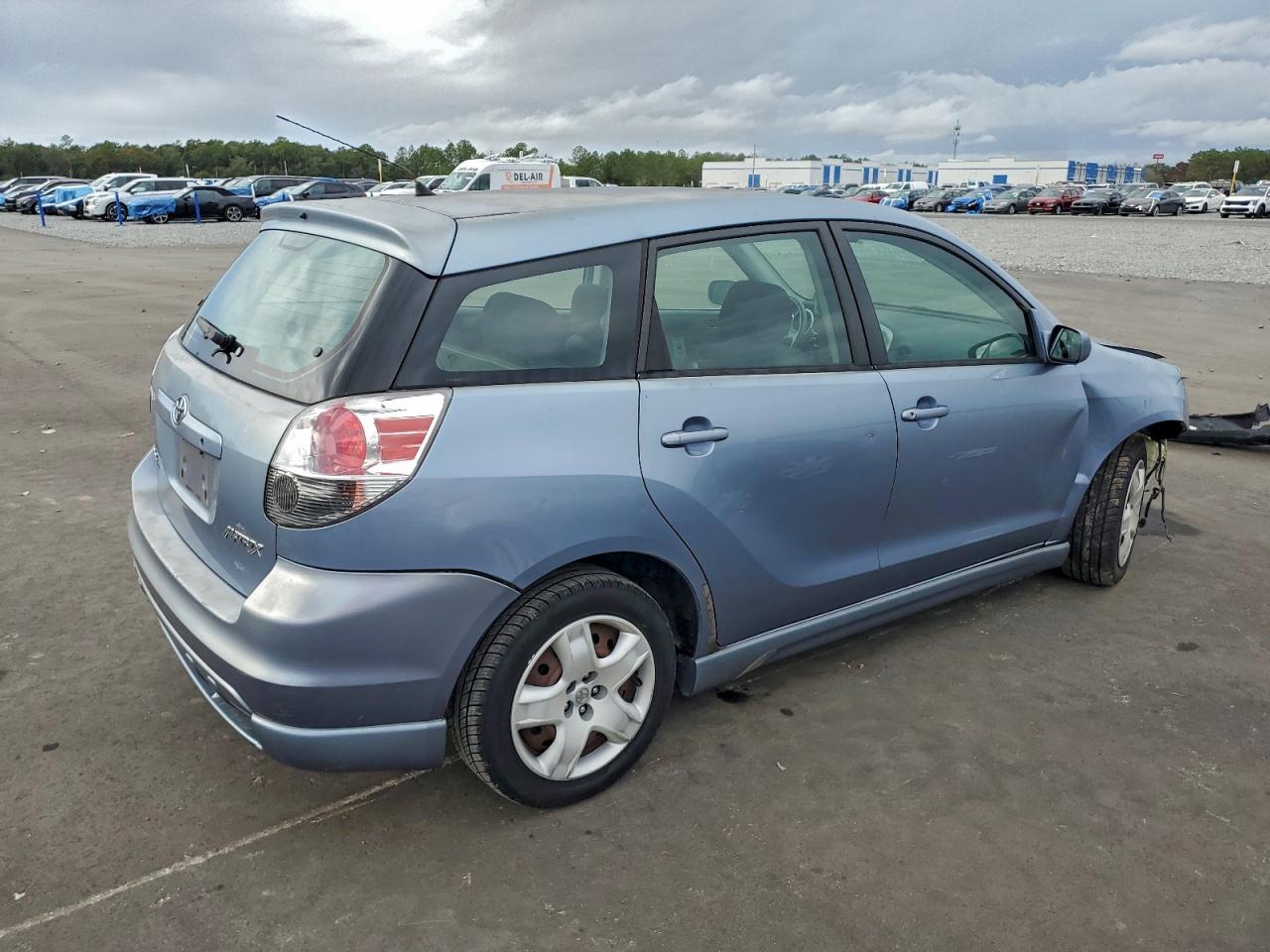 2005 TOYOTA COROLLA MATRIX XR photo 3