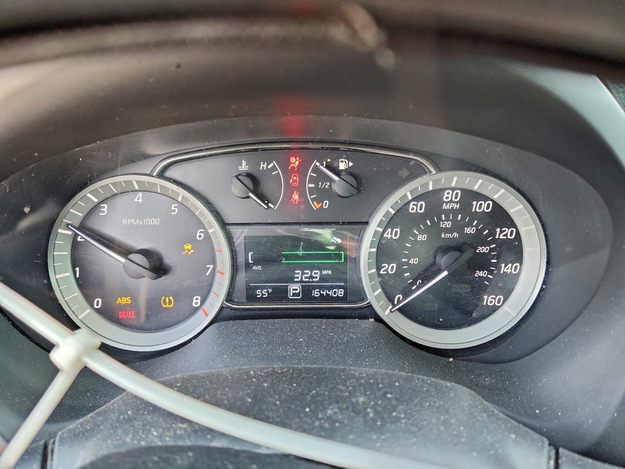 2014 NISSAN SENTRA S photo 9