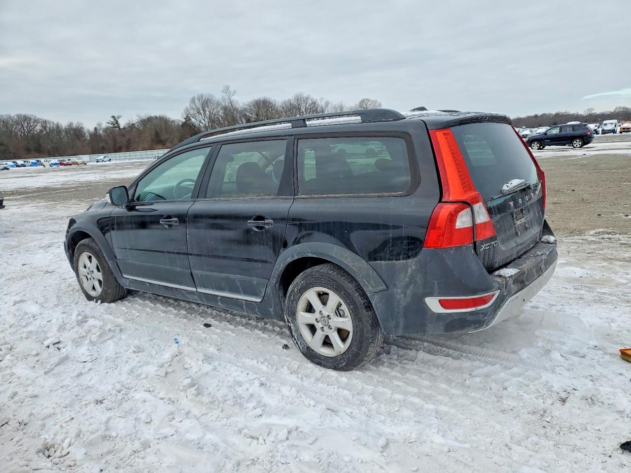 2008 VOLVO XC70 photo 2