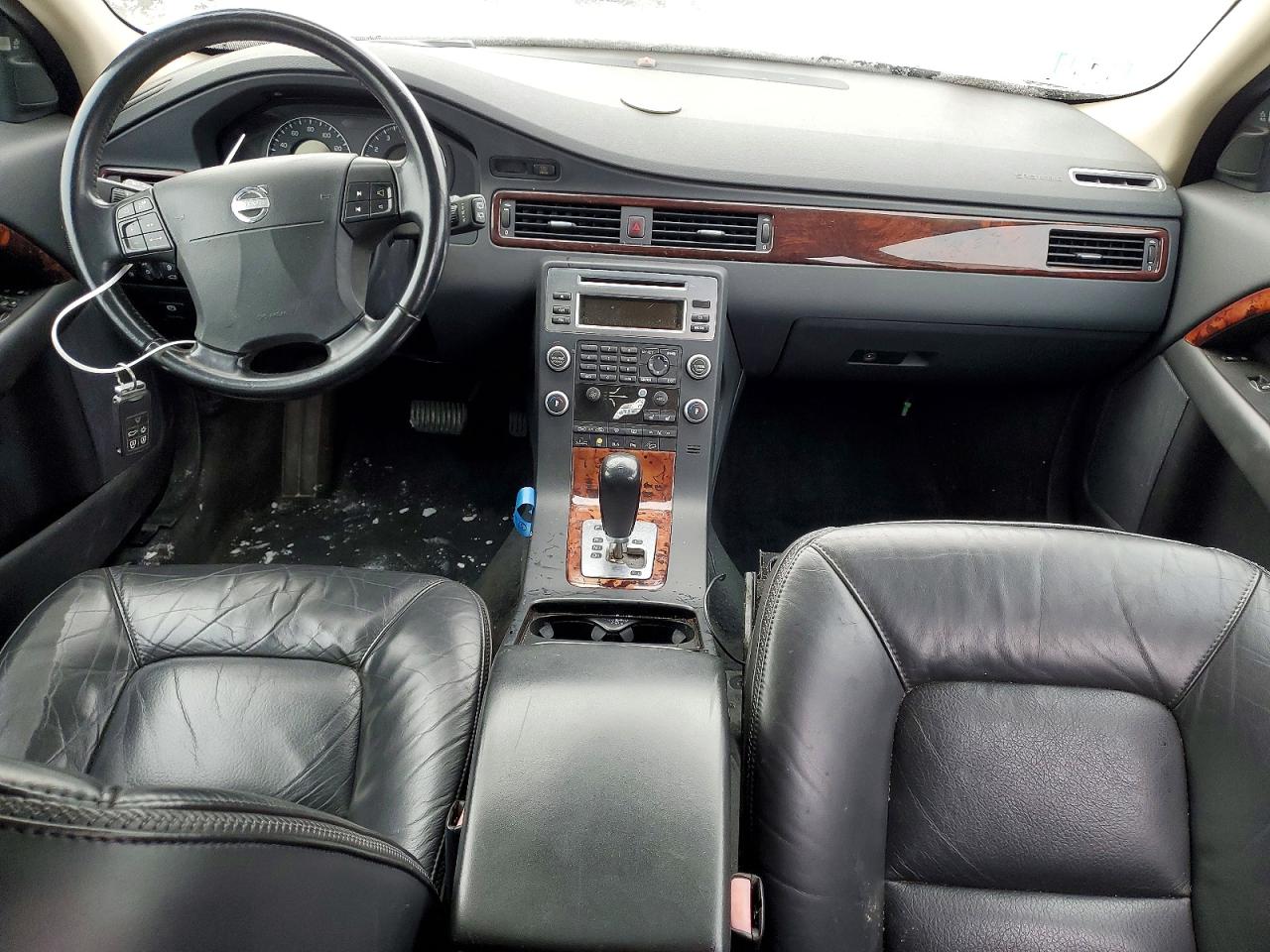 2008 VOLVO XC70 photo 8
