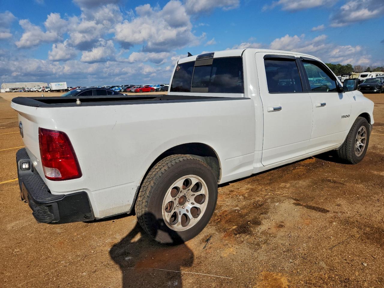 2014 RAM 1500 SLT photo 3