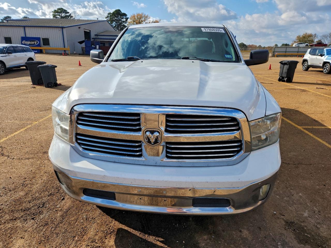 2014 RAM 1500 SLT photo 5