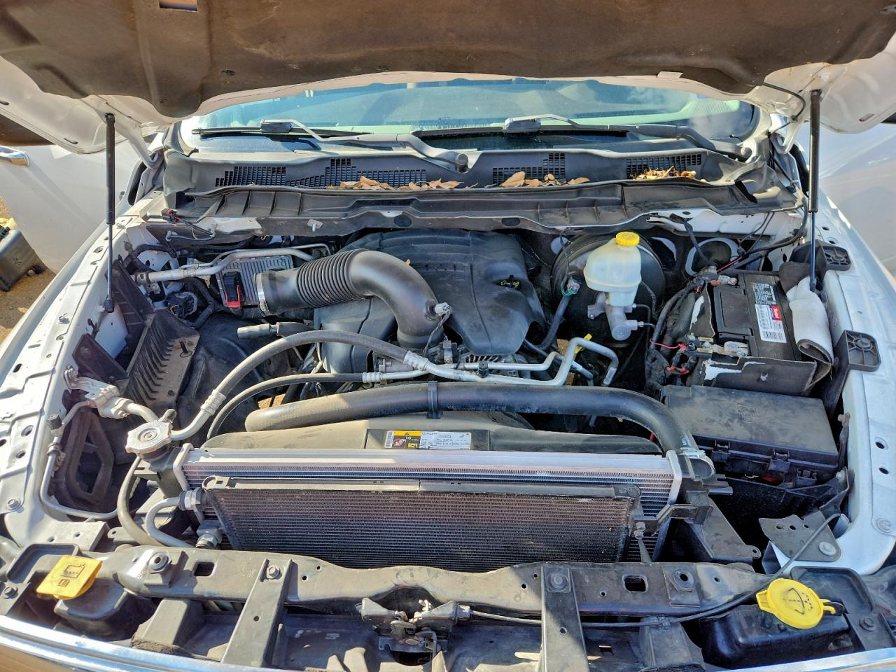 2014 RAM 1500 SLT photo 11