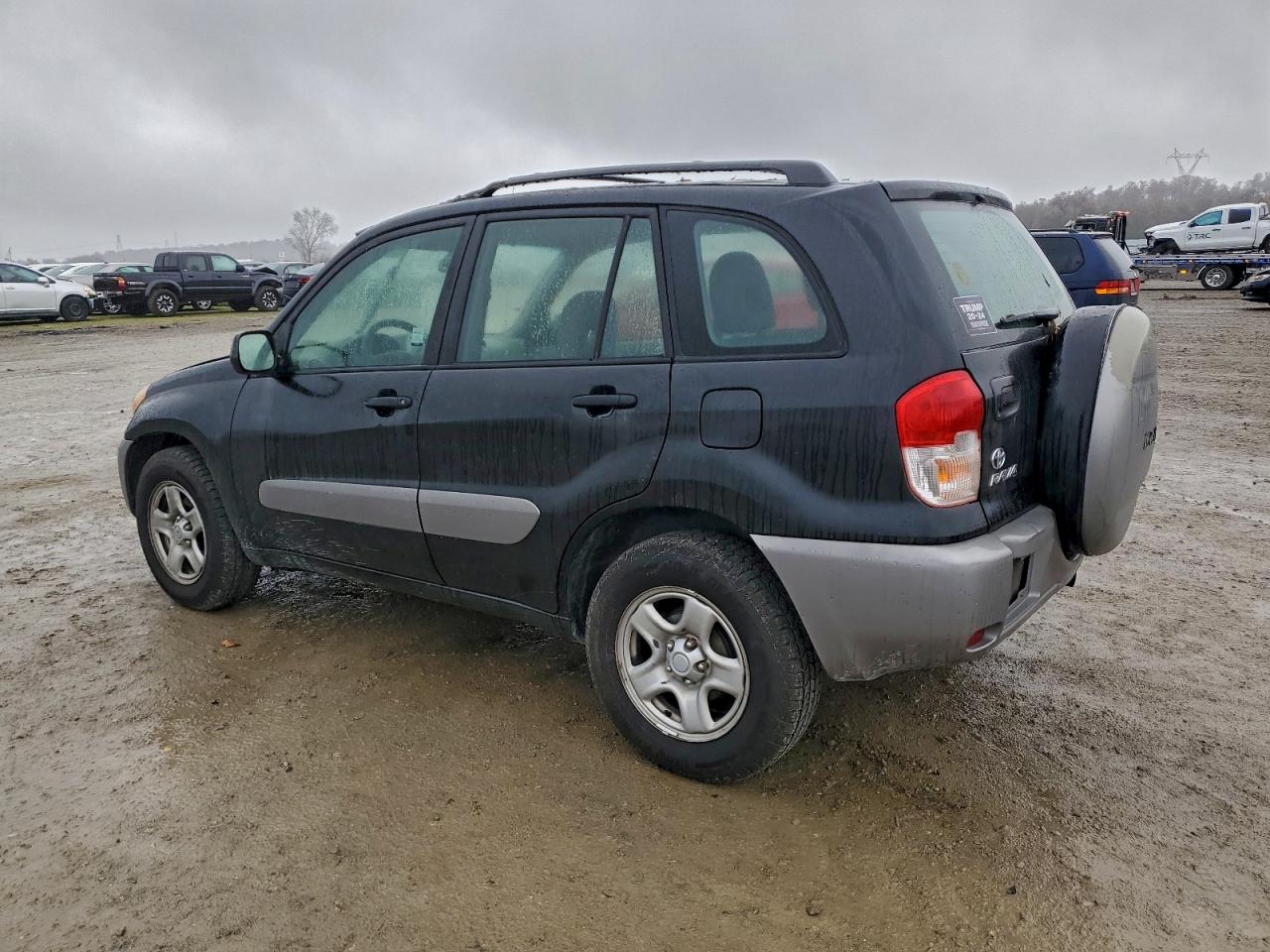 2003 TOYOTA RAV4 photo 2