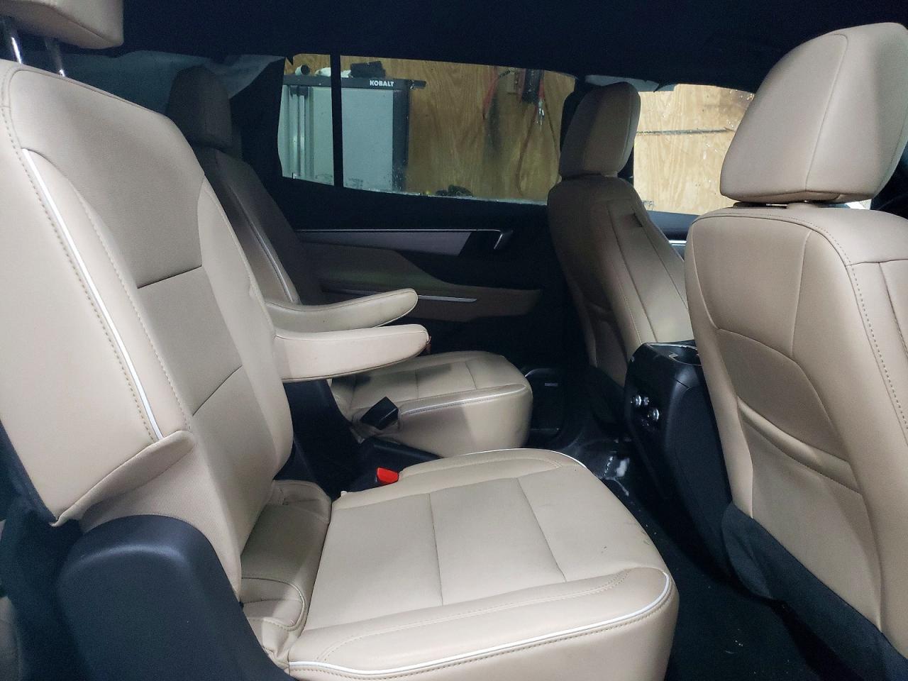 2025 BUICK ENCLAVE PREFERRED photo 11