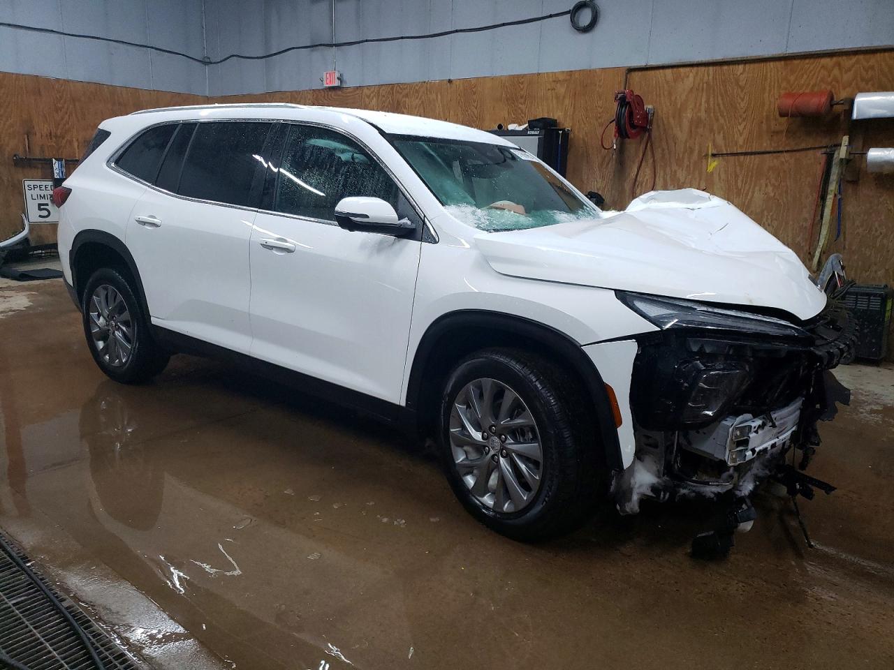 2025 BUICK ENCLAVE PREFERRED photo 4