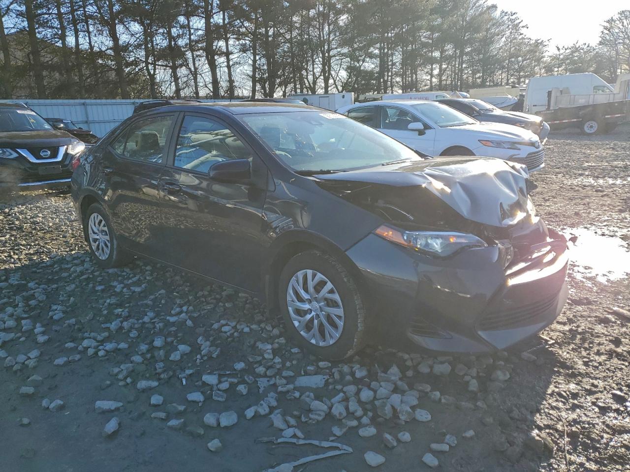 2018 TOYOTA COROLLA L photo 4