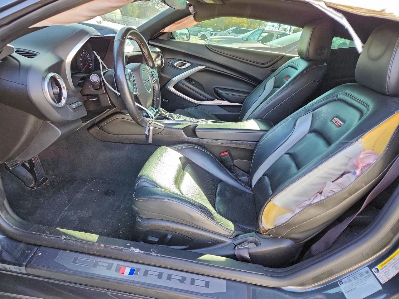 2016 CHEVROLET CAMARO SS photo 7