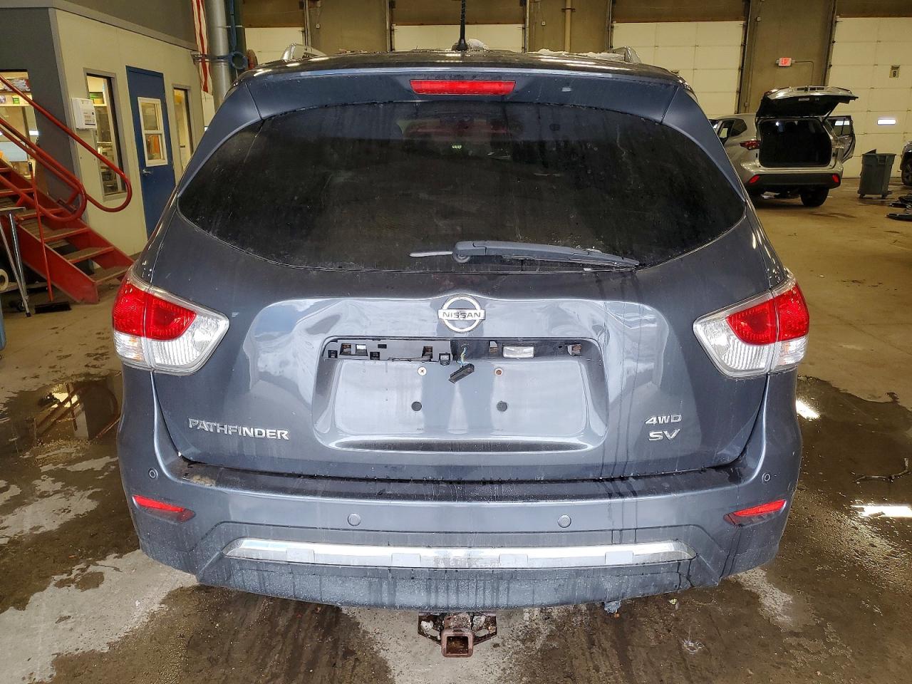 2013 NISSAN PATHFINDER S photo 11