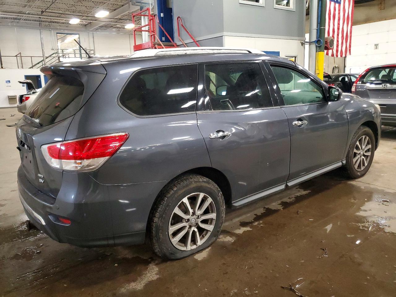 2013 NISSAN PATHFINDER S photo 5