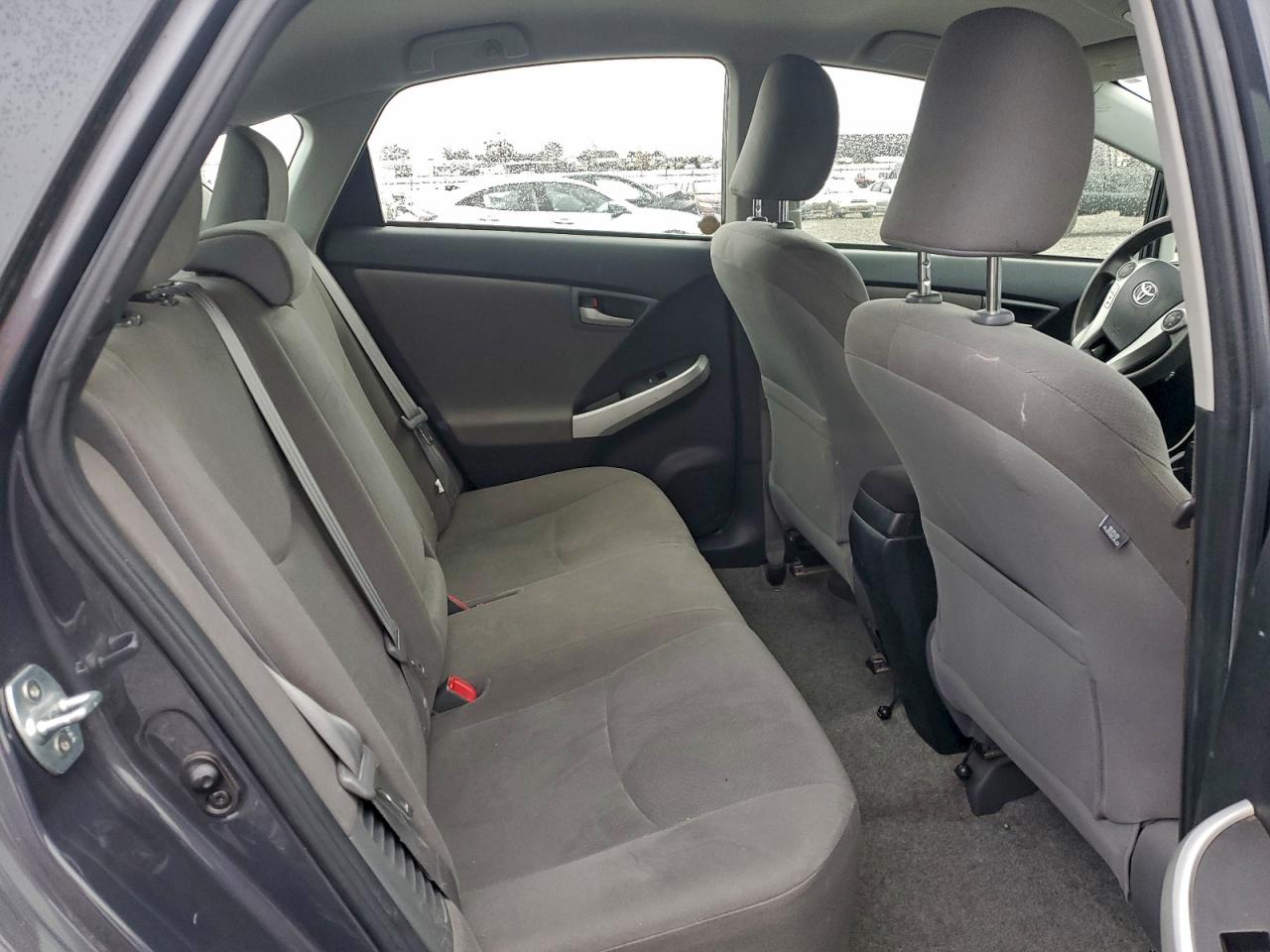 2013 TOYOTA PRIUS photo 10