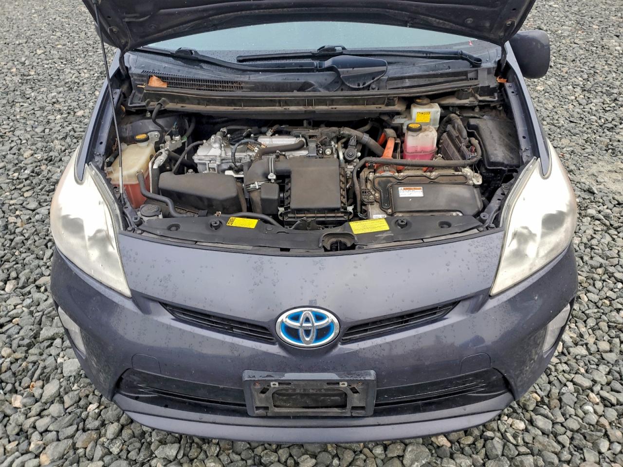 2013 TOYOTA PRIUS photo 11
