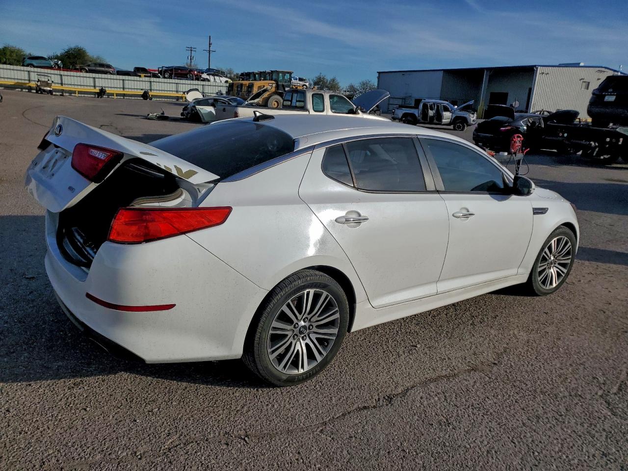 2014 KIA OPTIMA LX photo 3