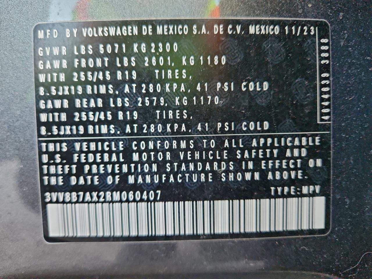 2024 VOLKSWAGEN TIGUAN SE R-LINE BLACK photo 13