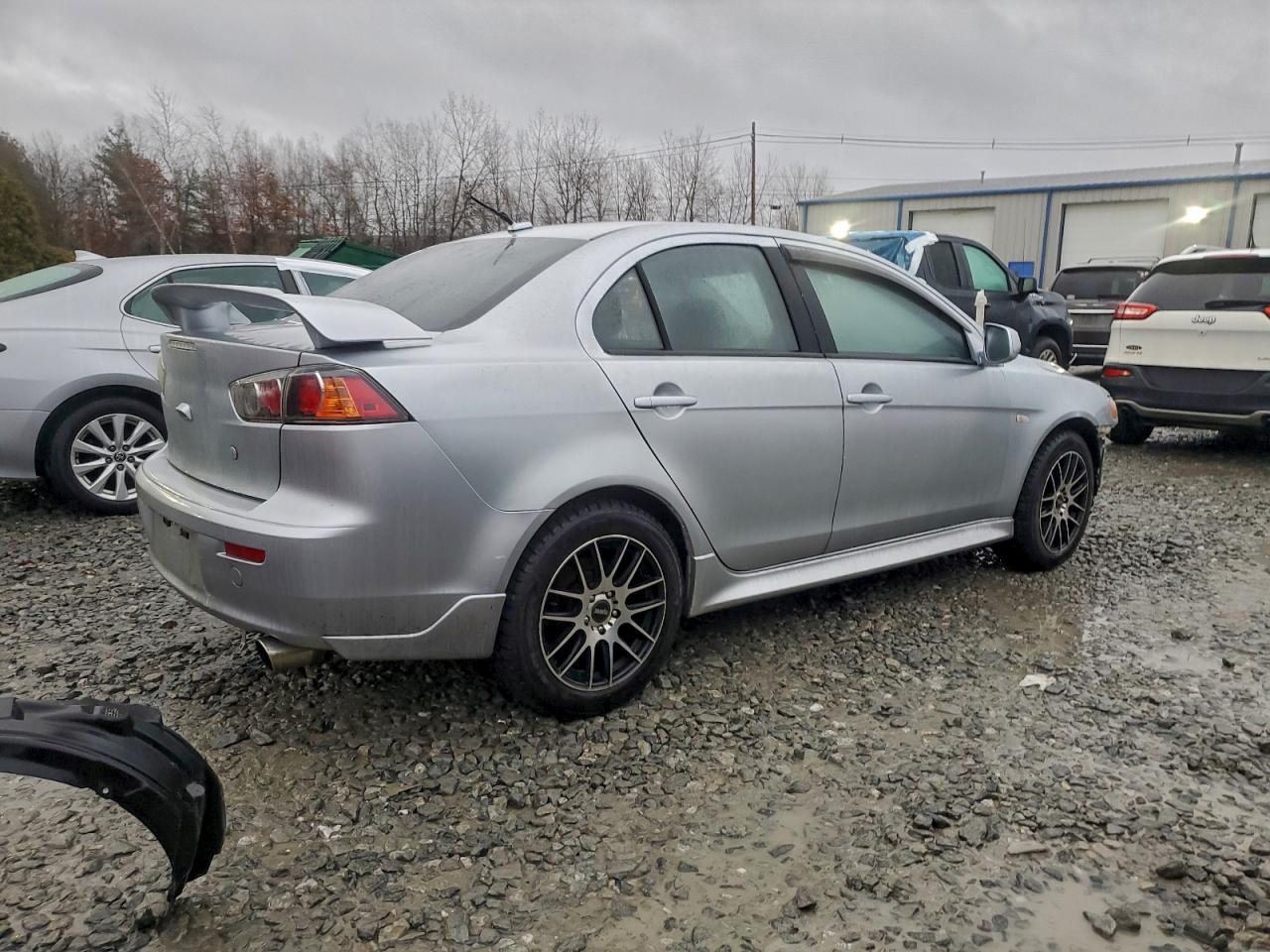 2014 MITSUBISHI LANCER GT photo 3