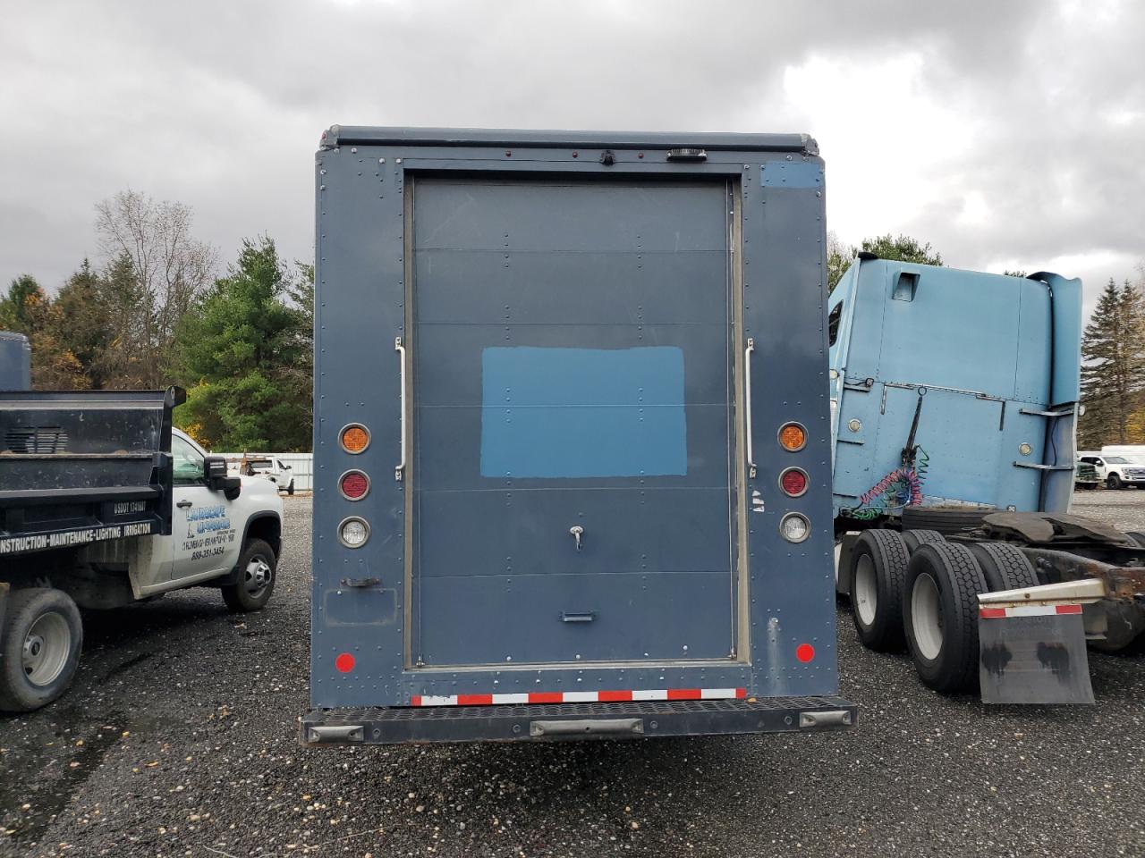 2021 FORD F59 - DELIVERY VAN photo 11