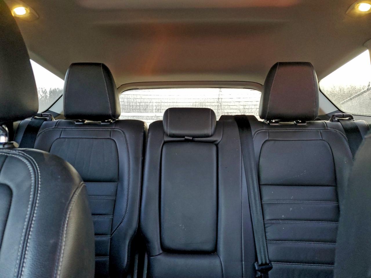 2017 FORD ESCAPE SE photo 19