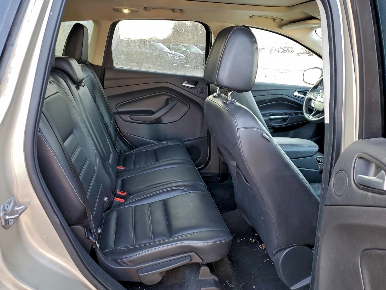 2017 FORD ESCAPE SE photo 21