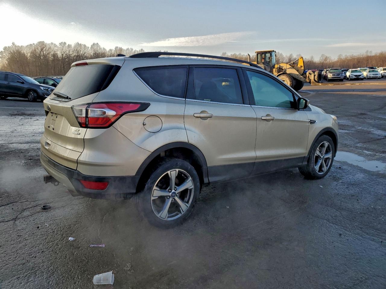 2017 FORD ESCAPE SE photo 5
