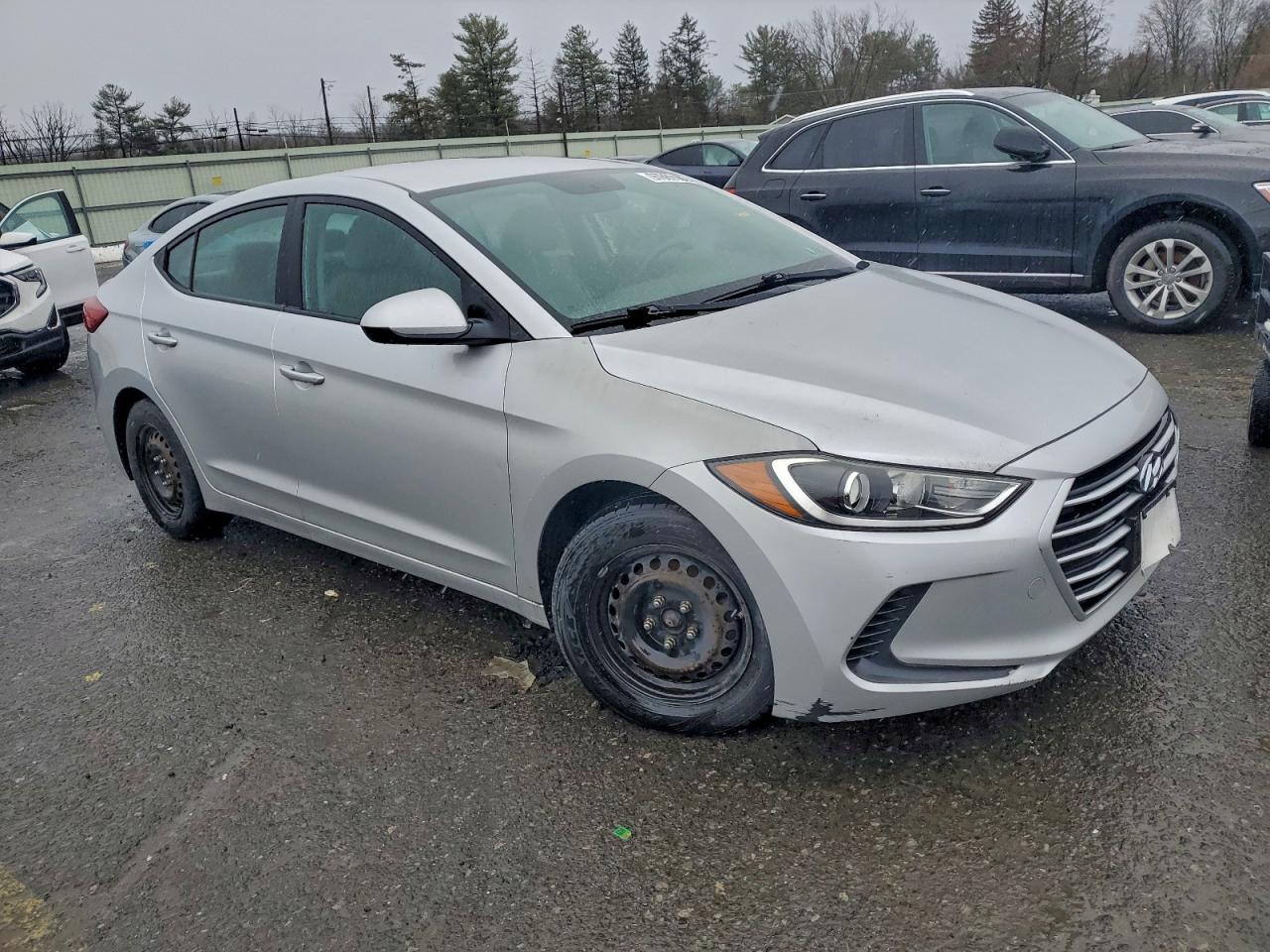 2017 HYUNDAI ELANTRA SE photo 7