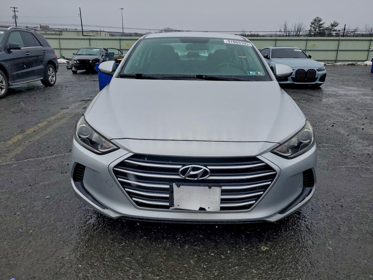 2017 HYUNDAI ELANTRA SE photo 9