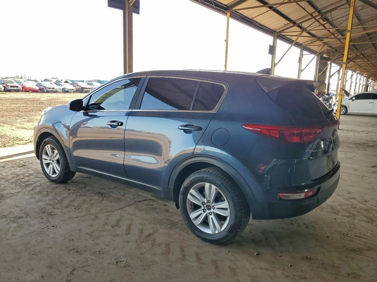 2018 KIA SPORTAGE LX photo 4