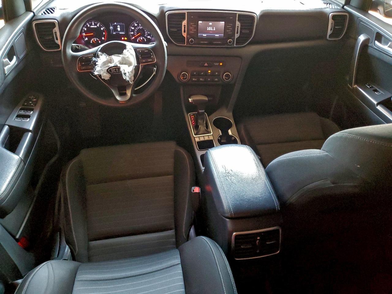 2018 KIA SPORTAGE LX photo 22