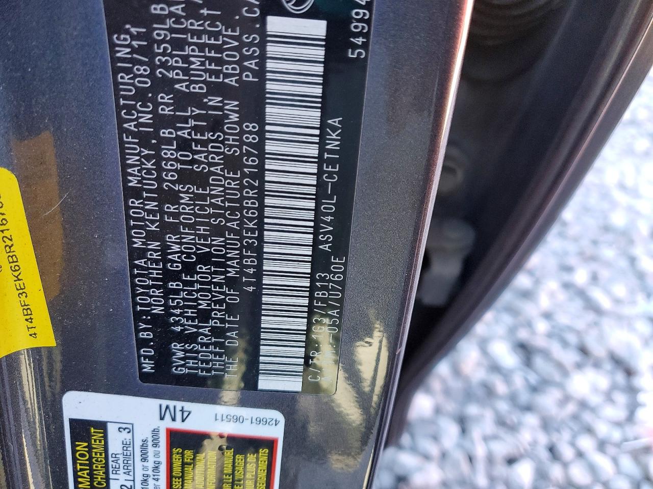 2011 TOYOTA CAMRY BASE photo 12