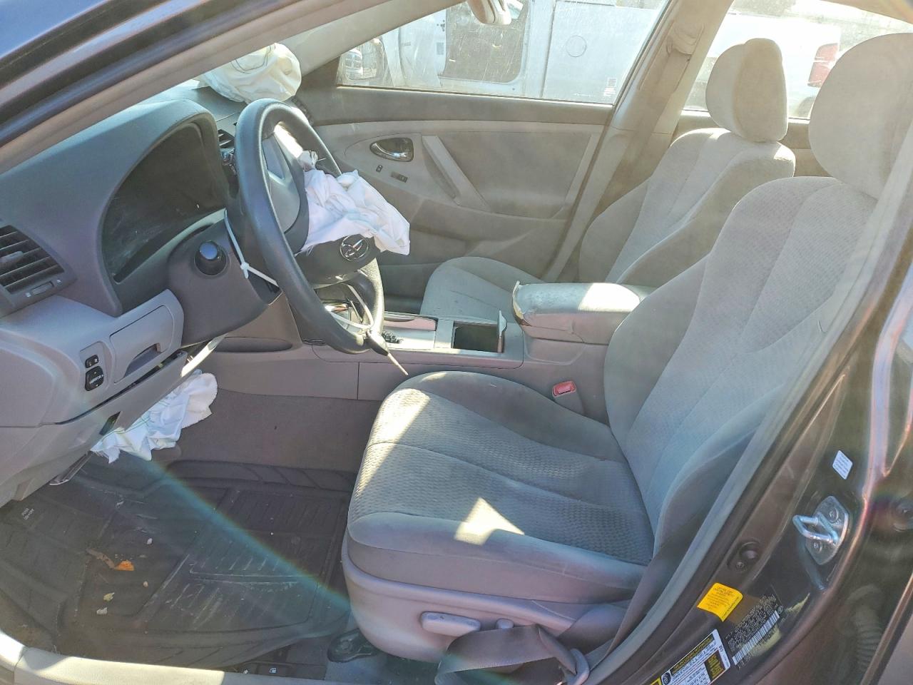 2011 TOYOTA CAMRY BASE photo 7