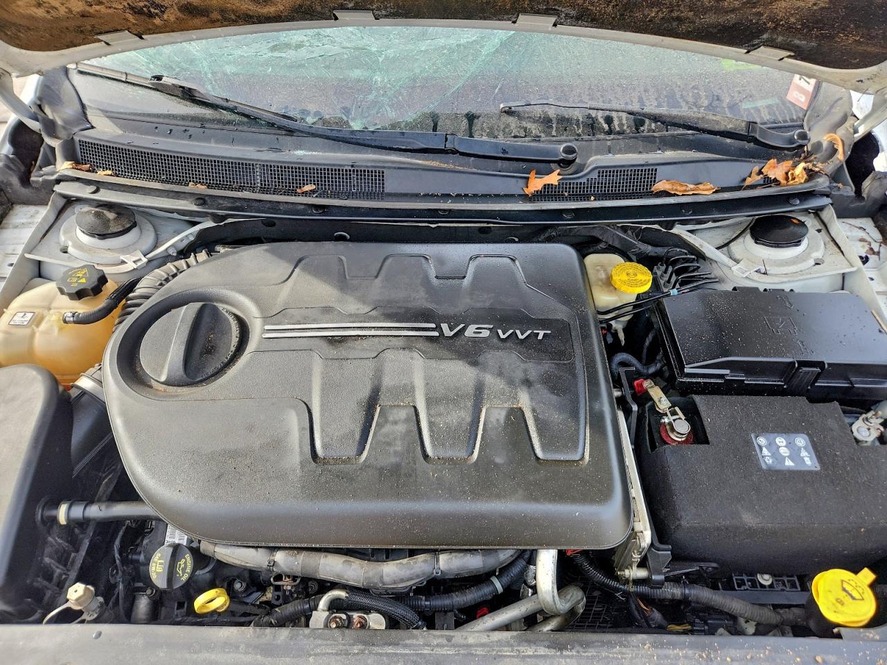 2016 CHRYSLER 200 S photo 11