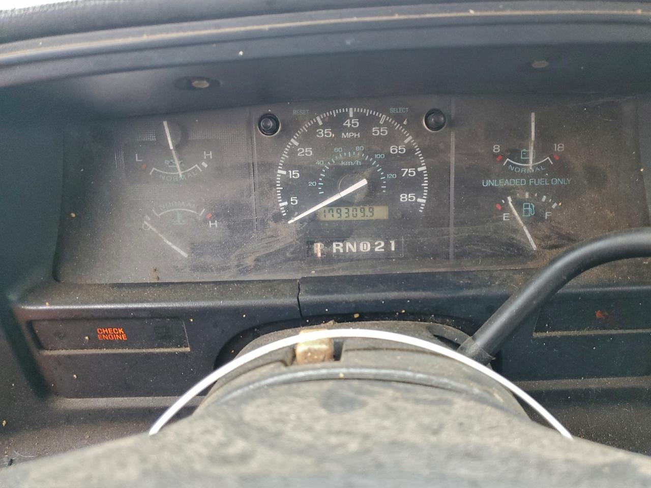 1996 FORD ECONOLINE E350 photo 25
