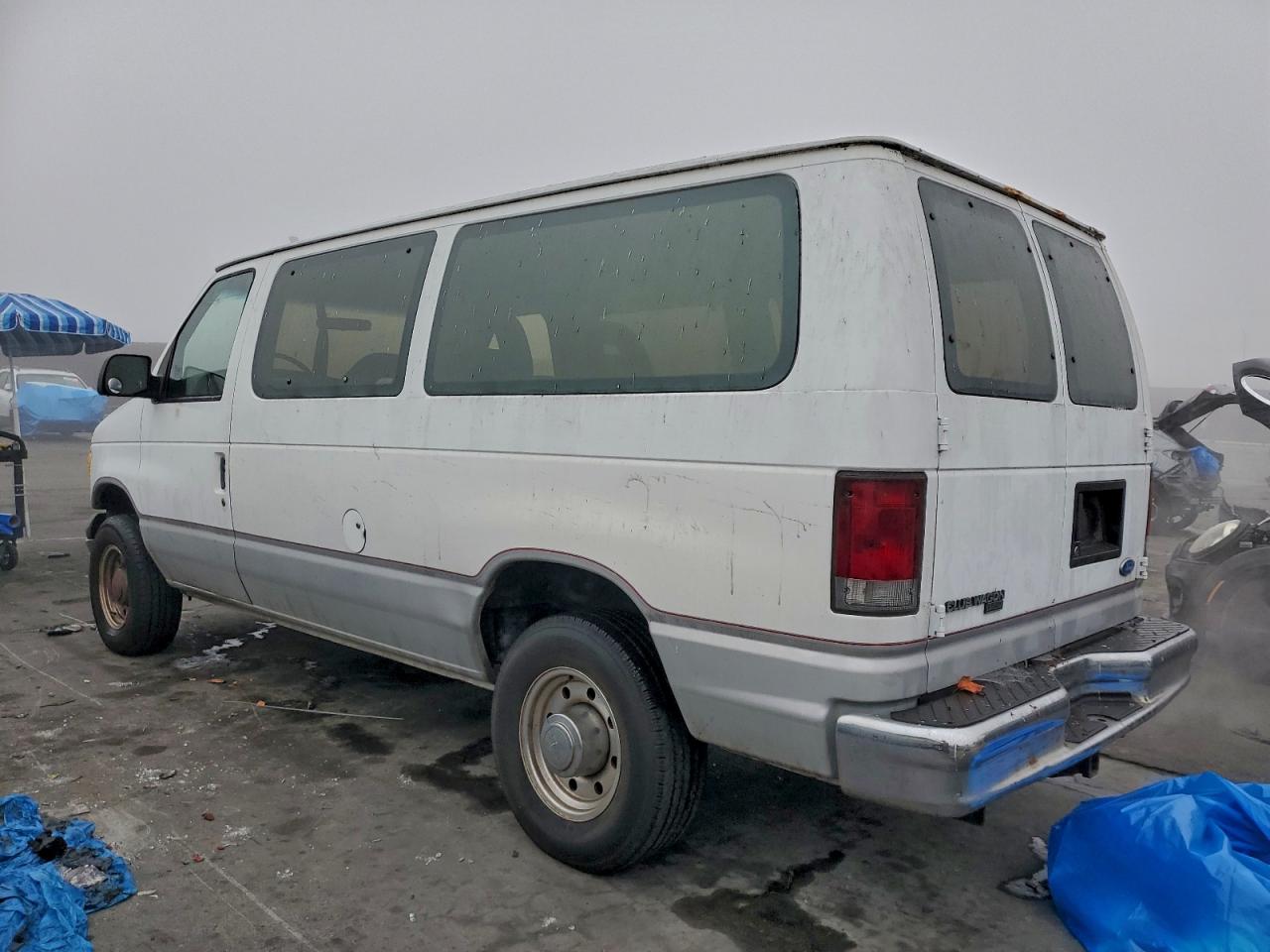 1996 FORD ECONOLINE E350 photo 4