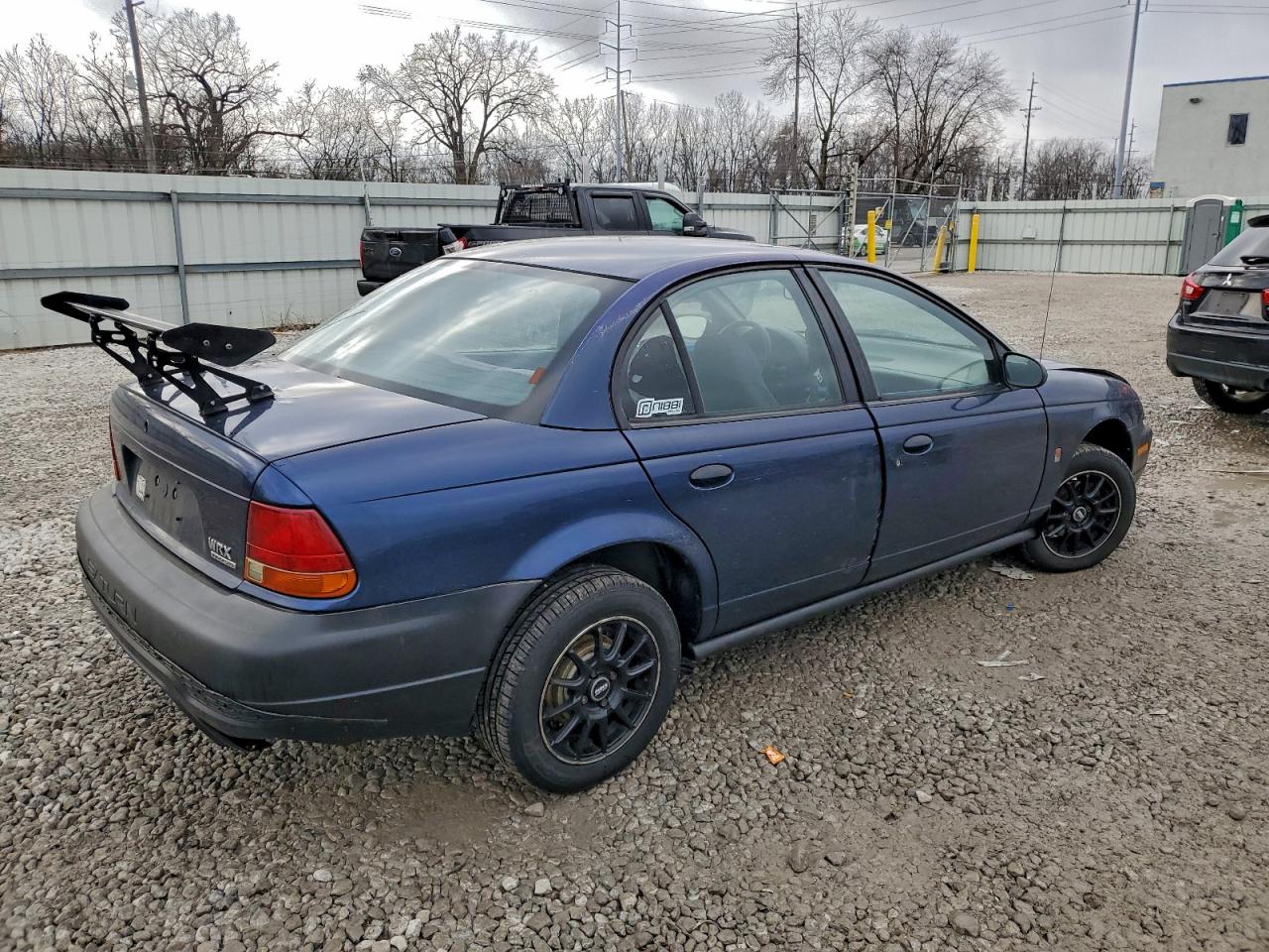 1999 SATURN SL1 photo 3